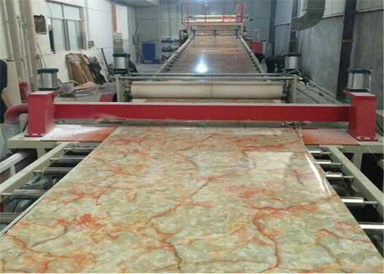 Linea di produzione dello strato del marmo del Faux del PVC CE, strato di marmo del PVC che fa espulsore di strato a macchina/di plastica