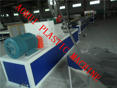 Linea di produzione gemellata di profilo della vite WPC, macchina di plastica di legno dell'estrusione del PVC