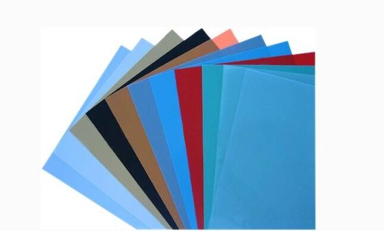 Un buon prezzo. La linea di plastica efficiente dell'estrusione dello strato/linea di produzione pp scava la fabbricazione dello strato in linea