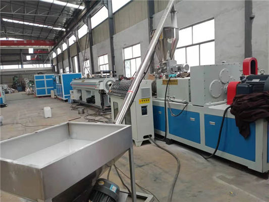Un buon prezzo. Linea di estrusione di tubi di plastica Produrre tubi di plastica capacità massima 200 500 kg all'ora manipolazione PE HDPE LDPE processo di estrusione della materia prima in linea