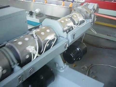 Linea di produzione di tubi rinforzati con fibre di PVC