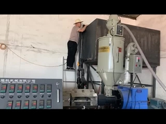 Linea di estrusione di tubi di plastica 25m*2,6m*1,8m Dimensione della macchina per la produzione di tubi versatili