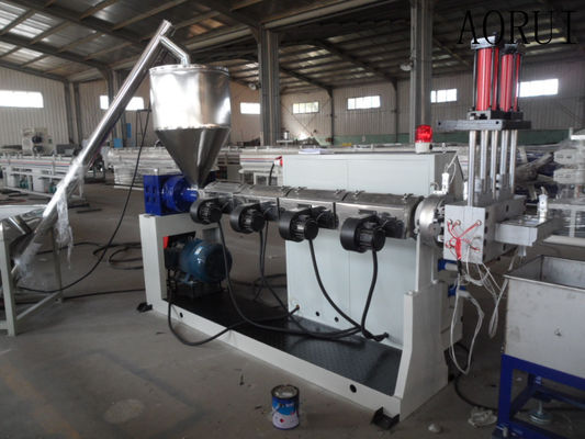Un buon prezzo. Riciclaggio della macchina di granulazione della plastica per appalottolatore dei fiocchi della bottiglia PE/dei pp in linea