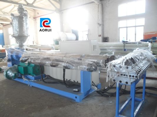 Un buon prezzo. Linea multi- dell'estrusione del pannello composto di strati, estrusione di plastica a un solo strato dello strato con l'invertitore di ABB in linea