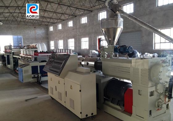 Un buon prezzo. Bordo della schiuma del PVC WPC che fa macchina, macchinario di plastica di legno di WPC in linea