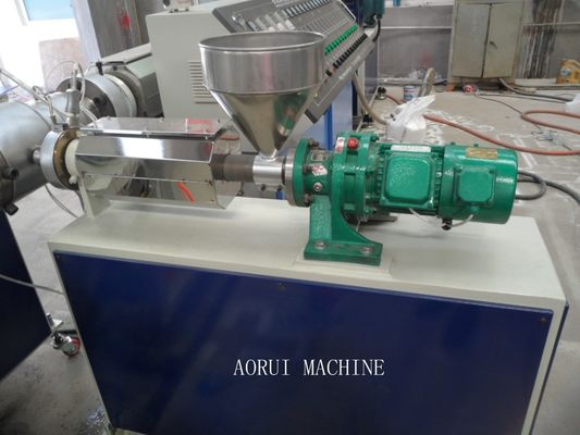 Un buon prezzo. Macchinario di plastica di produzione del tubo della singola vite, linea dell'estrusione del tubo del PE per acqua Suppy in linea