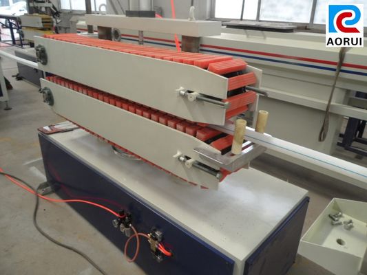 Un buon prezzo. Macchinario di plastica dell'estrusione del tubo di drenaggio del PVC, macchina gemellata conica dell'estrusore a vite del PVC in linea