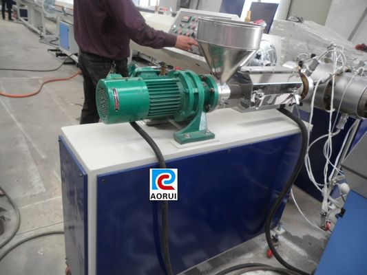 Un buon prezzo. Doppio tubo conico del condotto del PVC dell'estrusore a vite che fa macchina, CSA in linea