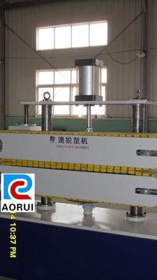 Un buon prezzo. Linea di plastica dell'estrusione del tubo di drenaggio delle acque luride, macchina di plastica di fabbricazione del tubo in linea