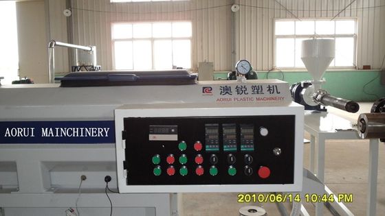Un buon prezzo. Linea di plastica ad alto rendimento dell'estrusione del tubo/in pieno macchina automatica di produzione del tubo del PVC in linea