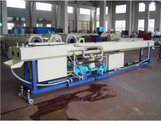 Un buon prezzo. Linea ad alto rendimento macchina dell'estrusione del tubo del PE dell'estrusore a vite del tubo del gemello singola in linea
