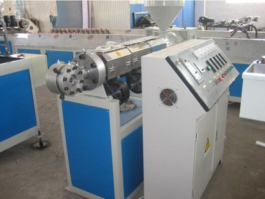 Un buon prezzo. il PVC 380v ha rinforzato la macchina gemellata dell'estrusore a vite del tubo, a basso rumore in linea