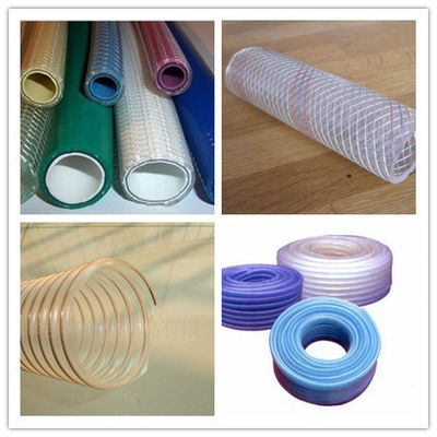 Un buon prezzo. Linea di plastica dell'estrusione del tubo del cavallo a fibra rinforzata del PVC con il doppio estrusore a vite in linea