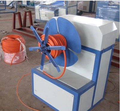 Un buon prezzo. Linea di plastica a basso rumore dell'estrusione del tubo di rendimento elevato per il tubo del Gridding del PVC in linea