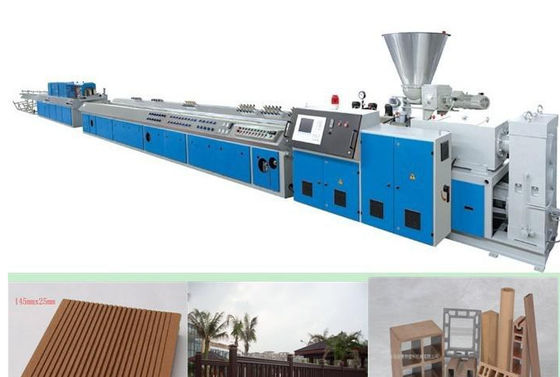 Un buon prezzo. Linea di plastica completamente automatica macchinario composito di plastica di legno dell'estrusione di profilo del PVC WPC in linea