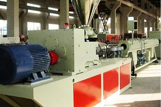 Un buon prezzo. Linea di produzione di plastica del tubo del PE della vite del gemello di alta efficienza per il rifornimento idrico in linea