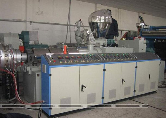 Un buon prezzo. Tubo doppio del PVC che fa estrusione di plastica allineare l'espulsore del tubo del gemello del PE del PVC pp in linea