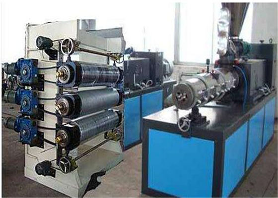 Un buon prezzo. Linea di plastica dell'estrusione dello strato del bordo dello strato della schiuma del PVC, strato della decorazione del PVC che fa macchina in linea