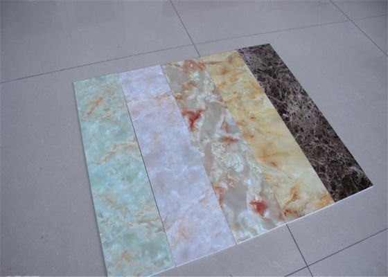 Un buon prezzo. Il PVC marmorizza la linea di plastica dell'estrusione dello strato, strato del marmo del Faux del PVC che fa la macchina/espulsore in linea