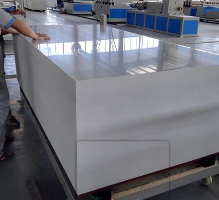 Un buon prezzo. Rendimento elevato WPC/estrusore a vite del doppio della macchina del bordo schiuma del PVC in linea