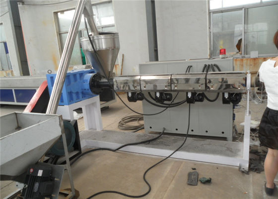 Un buon prezzo. Linea linea di produzione di profilo di WPC macchina della porta dell'estrusione di profilo della macchina/PVC in linea