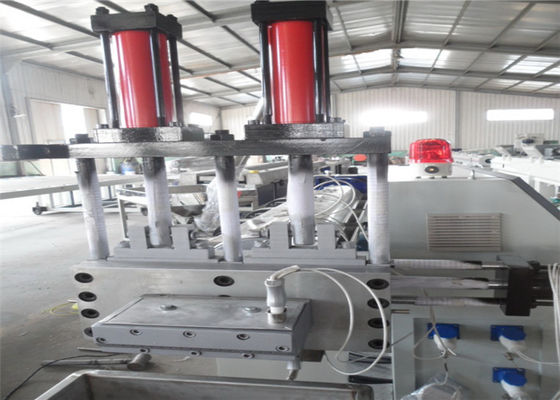 Un buon prezzo. I granelli di plastica macchina di iso pp del CE, riciclano il granello di plastica che fa la macchina in linea
