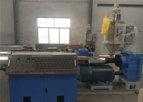 Singola vite linea di plastica tubo dell'estrusione del tubo di tre strati del LDPE dell'HDPE del PE che fa macchina