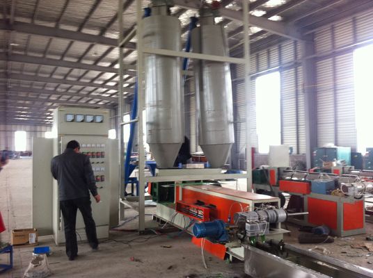 Un buon prezzo. ANIMALE DOMESTICO completamente automatico che attacca la macchina della banda, linea di produzione della fascia della cinghia della vite dell'ANIMALE DOMESTICO dei pp singola in linea