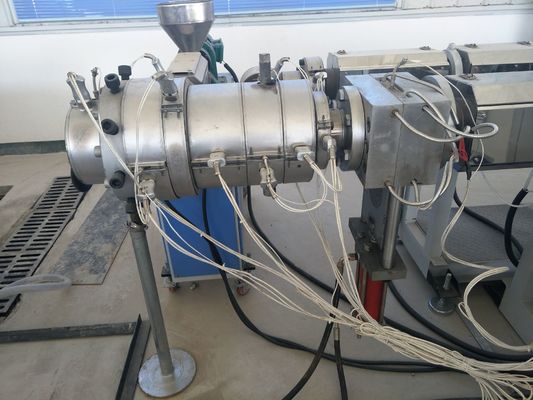Un buon prezzo. Linea di produzione di plastica del tubo dell'HDPE PPR del PE con una garanzia da 1 anno, a basso rumore in linea