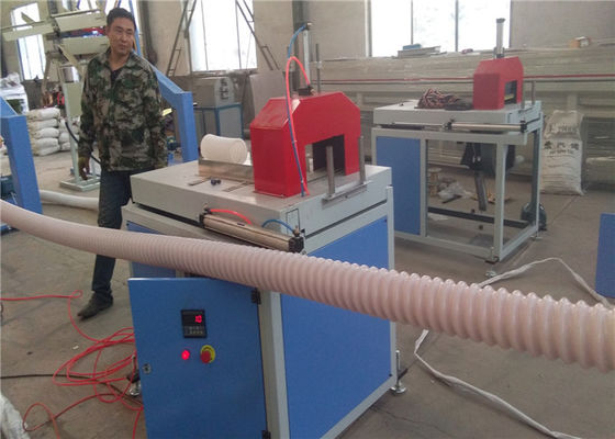 Un buon prezzo. Linea dell'estrusione del tubo del PE della fibra del carbonio, carbonio Sprial che rinforza il singolo estrusore a vite del tubo in linea