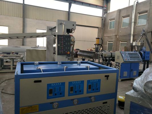 Linea di produzione di cartoni di schiuma in PVC Macchina per la produzione di cartoni di schiuma in PVC Celuka