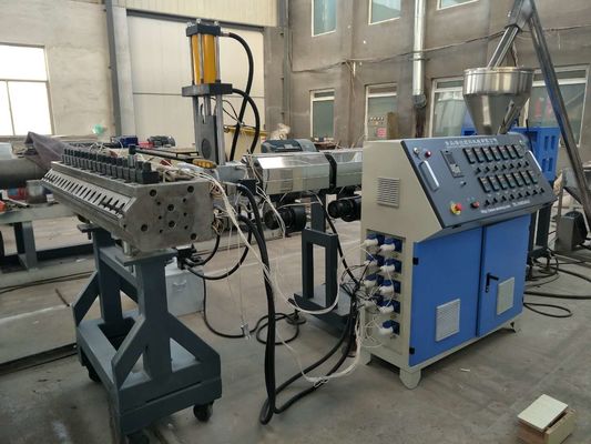 Pvc Wpc Portale, soffitto, finestra di telaio Profile linea di produzione, PVC muro pannello Profile Making Machine