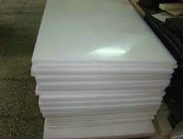 Un buon prezzo. Linea di produzione del bordo del PVC della plastica con l'invertitore di ABB una garanzia da 1 anno in linea