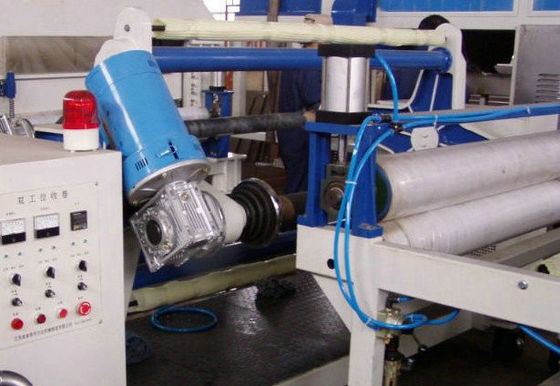 Un buon prezzo. PET la linea di plastica dell'estrusione dello strato, macchinario dello strato di 50HZ APET PETG in linea