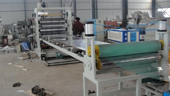 Un buon prezzo. Linea di produzione di plastica dello strato di multi strati del pe dei pp per materiale decorativo in linea