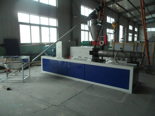 Un buon prezzo. Linea di produzione automatica completa di profilo di WPC per la finestra e la porta in linea