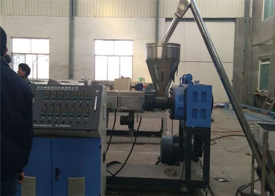 Un buon prezzo. Processo completamente automatico dell'estrusione della cassaforma della costruzione della macchina/WPC del bordo della schiuma del PVC WPC in linea