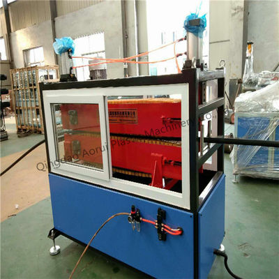 Linea di estrusione di tubi di plastica per l'approvvigionamento idrico in PVC facile da usare e da mantenere