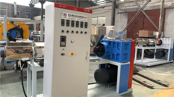 Un buon prezzo. La colata completamente automatica di serie di SJ soffiata lavora con CE ISO9001 certificato in linea