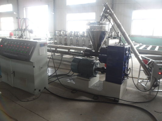 Un buon prezzo. La capacità elevata ha riciclato la macchina di plastica dei granelli, pelletizzante l'espulsore di plastica in linea