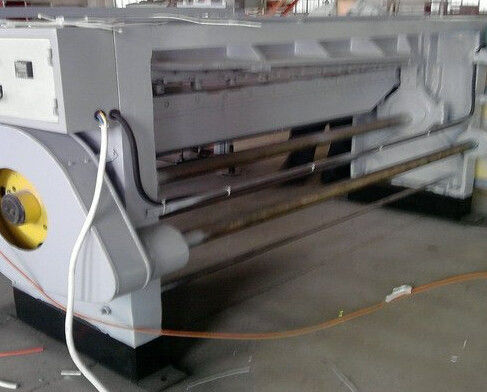 Un buon prezzo. Macchina di plastica dell'espulsore di strato delle tazze delle ANCHE a più strati per l'espulsore della costruzione in linea